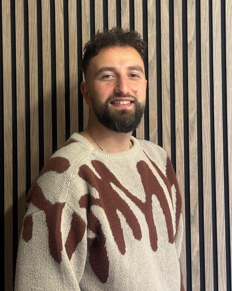 Erdinc Demir, Verkaufsberater